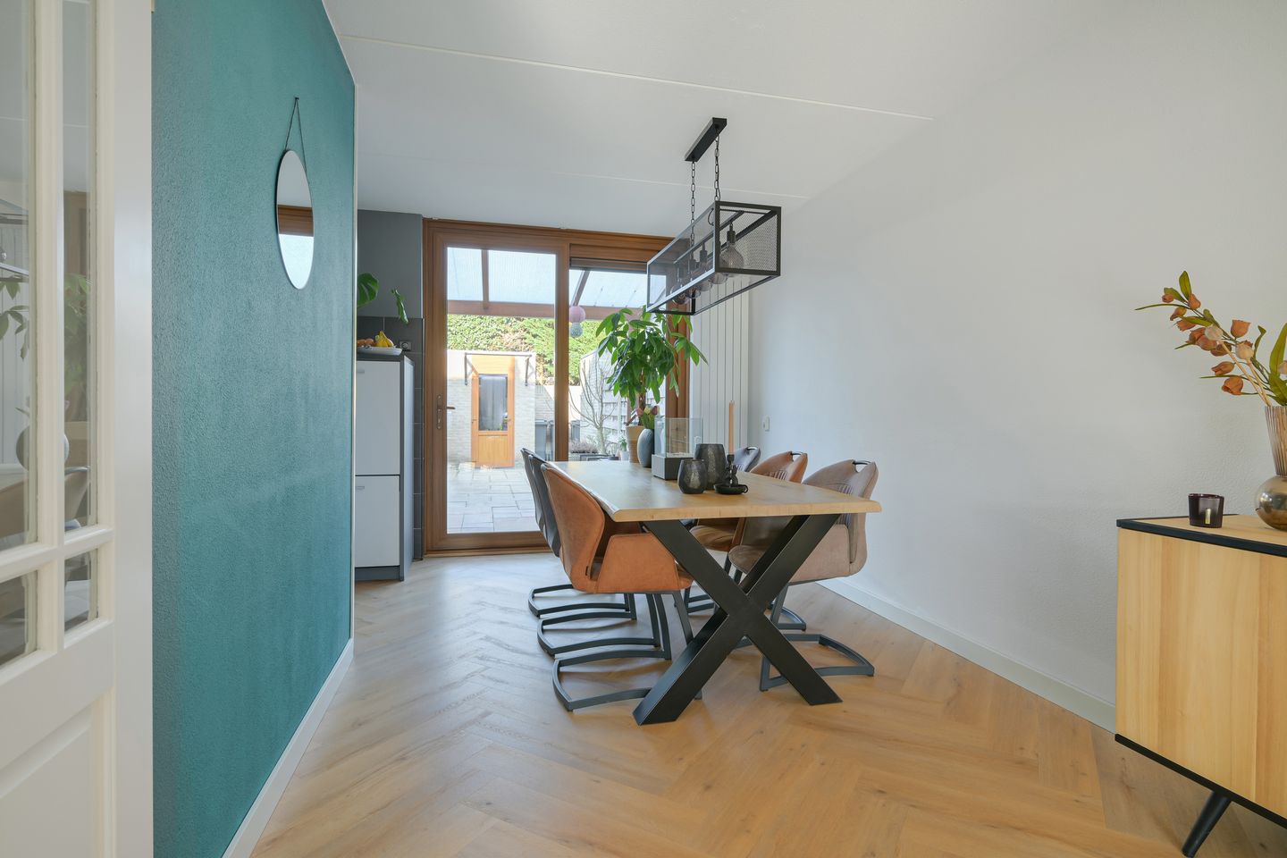 Photo 19 of Schoonhout 204