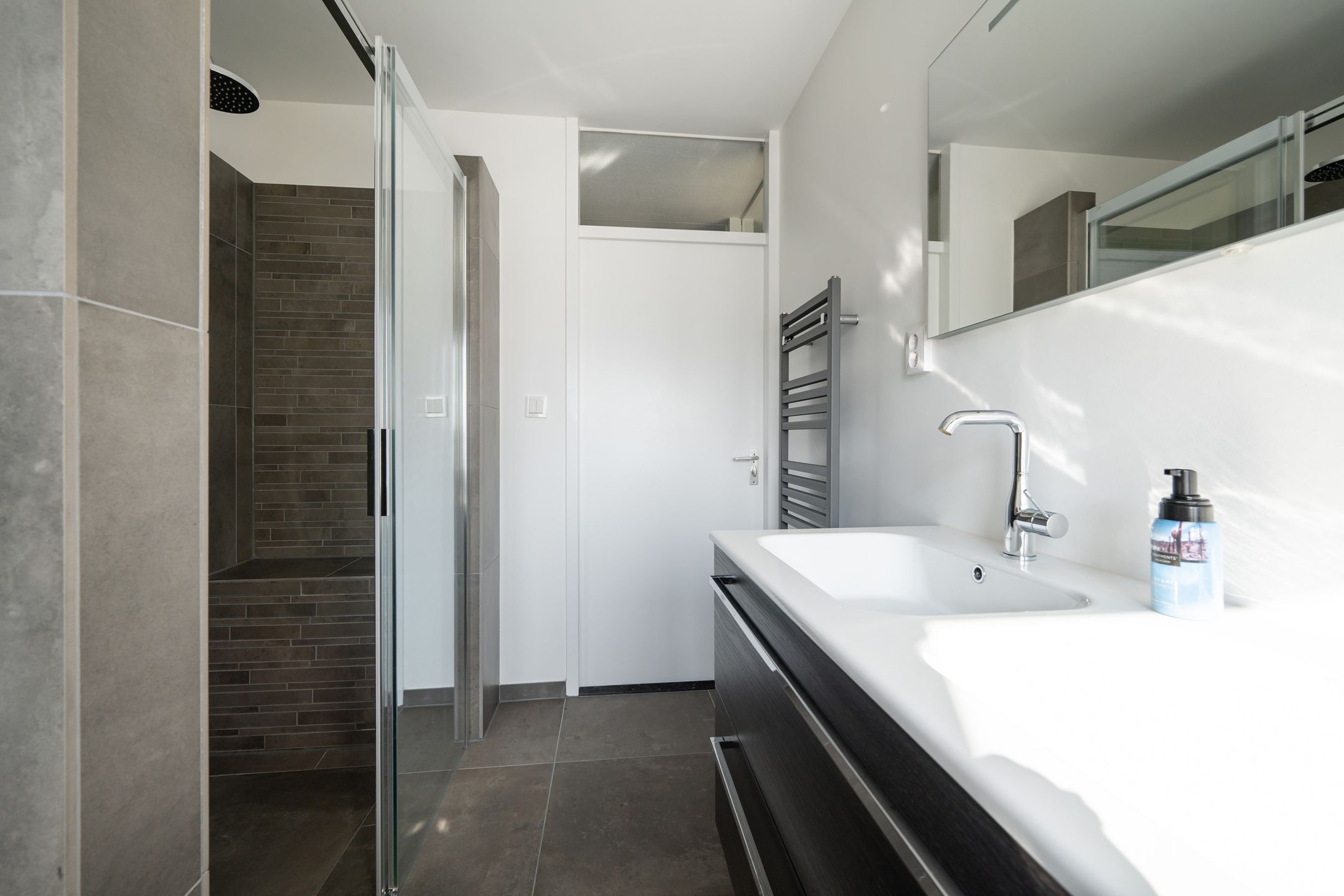 Photo 45 of Schoonhout 204