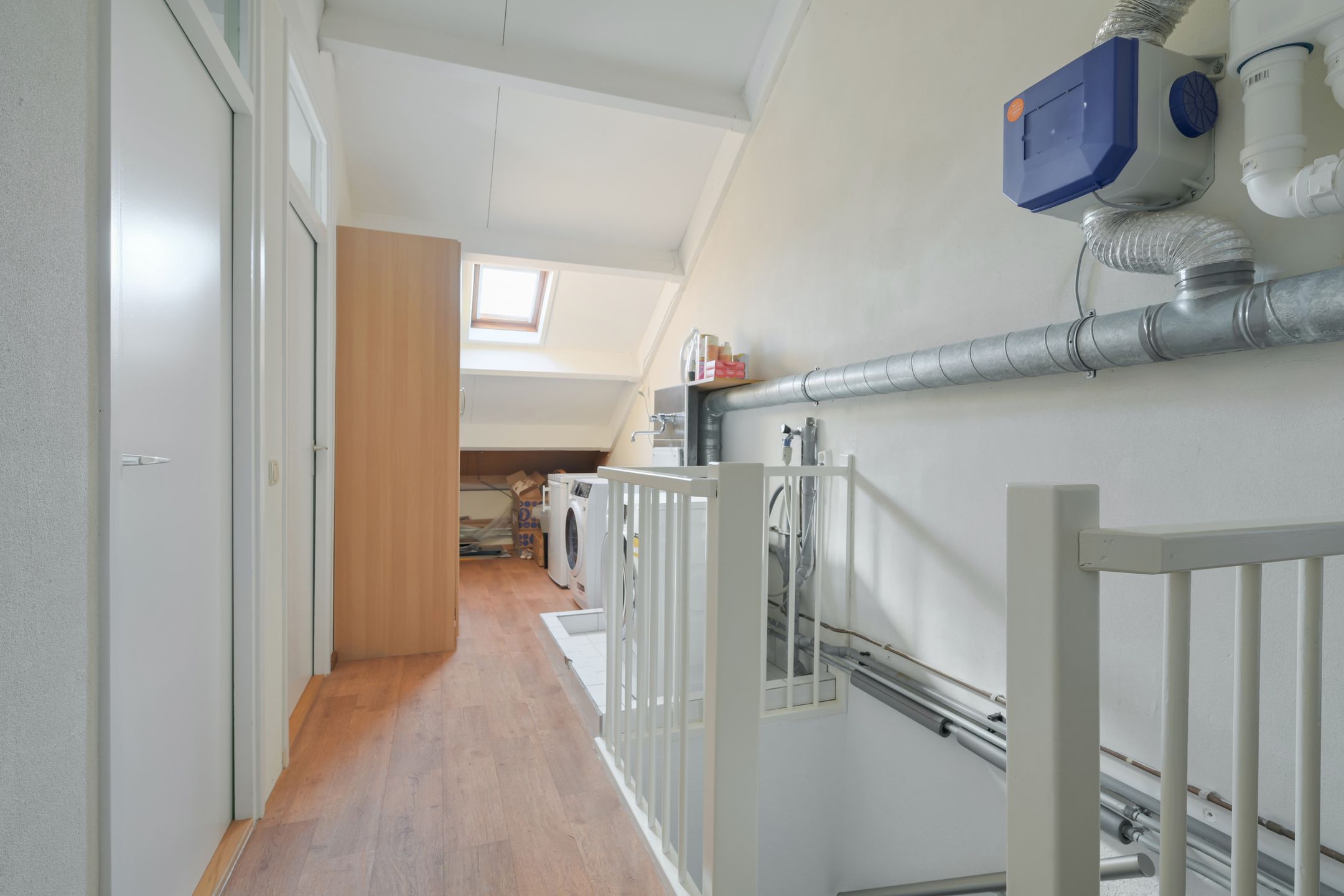 Photo 48 of Schoonhout 204