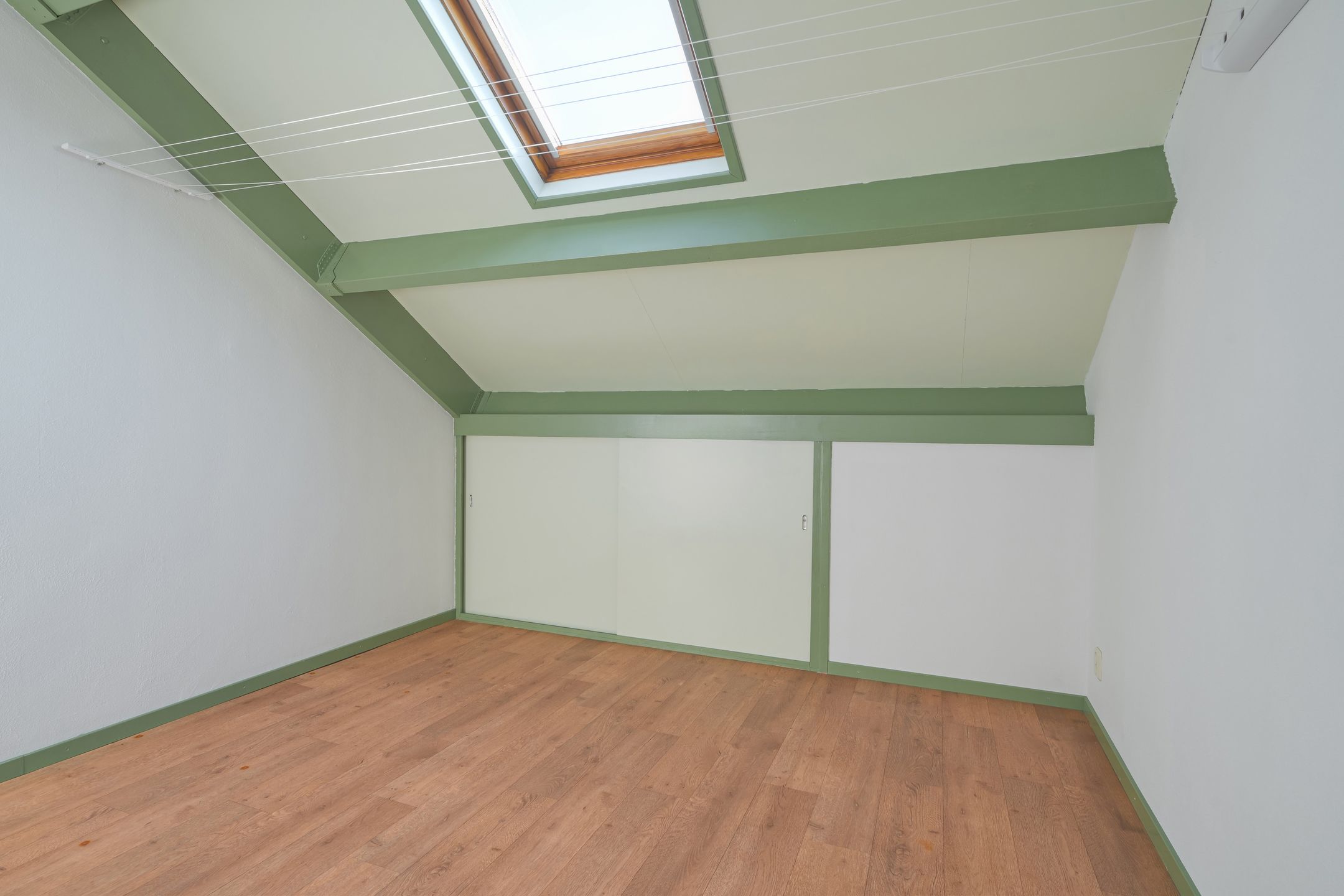 Photo 54 of Schoonhout 204