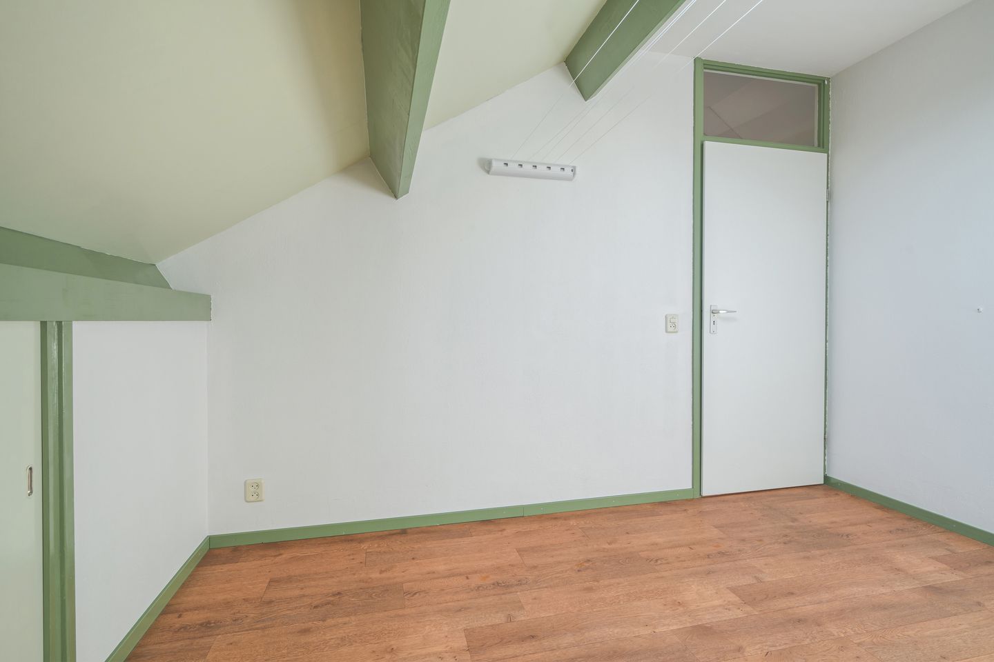 Photo 55 of Schoonhout 204