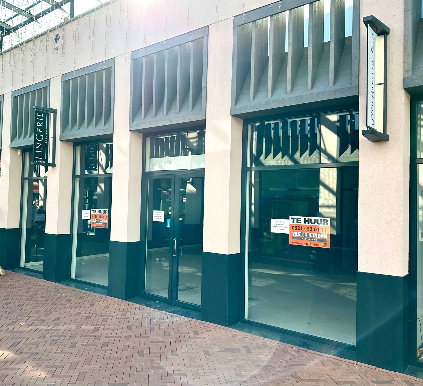 Bekijk foto 2 van De Redepassage 22