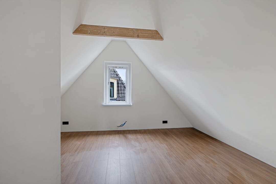 Photo 32 of Nauwstraat 10