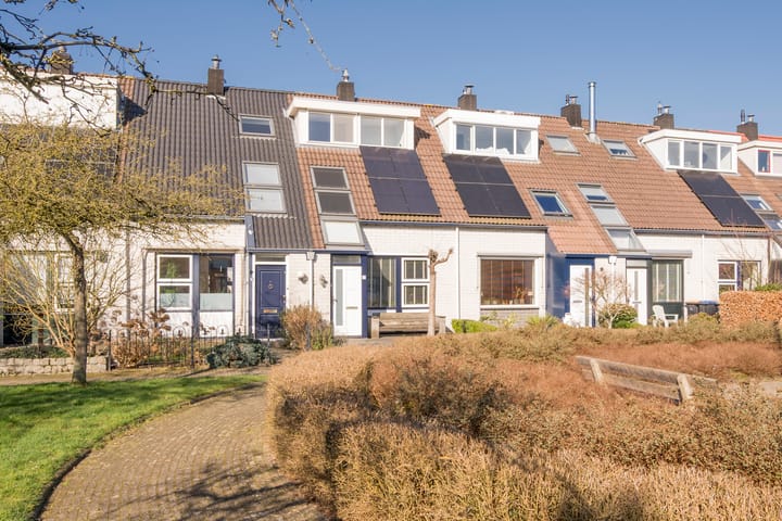 Foto 2 van Van den Bergstraat 18