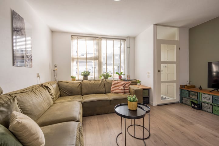 Foto 4 van Van den Bergstraat 18