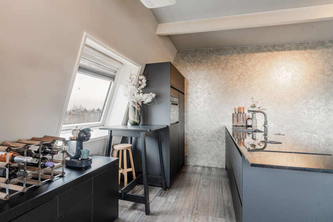 Photo 11 of Ruyschstraat 52-4