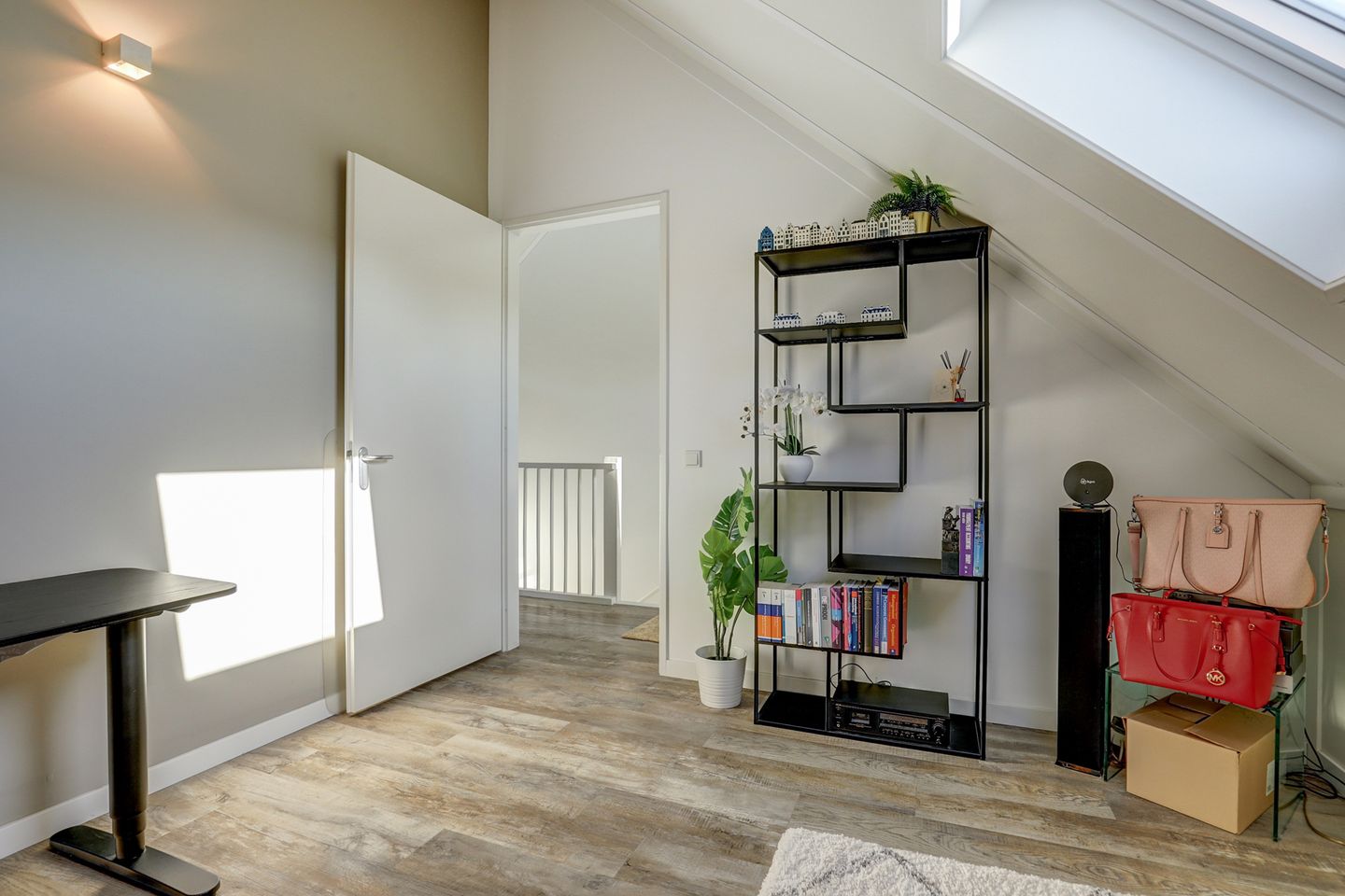 Foto 25 van Van Barnevelderf 1