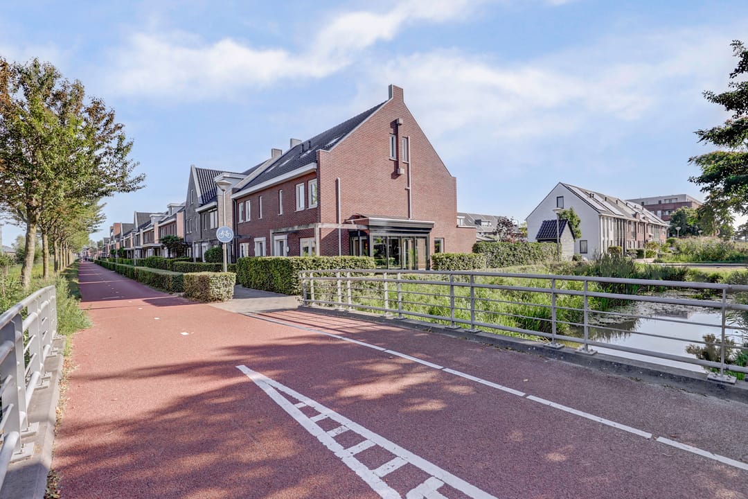 Foto 37 van Van Barnevelderf 1