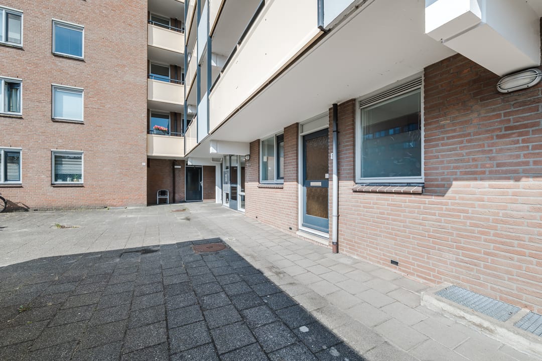 Photo 28 of Stationsstraat 15