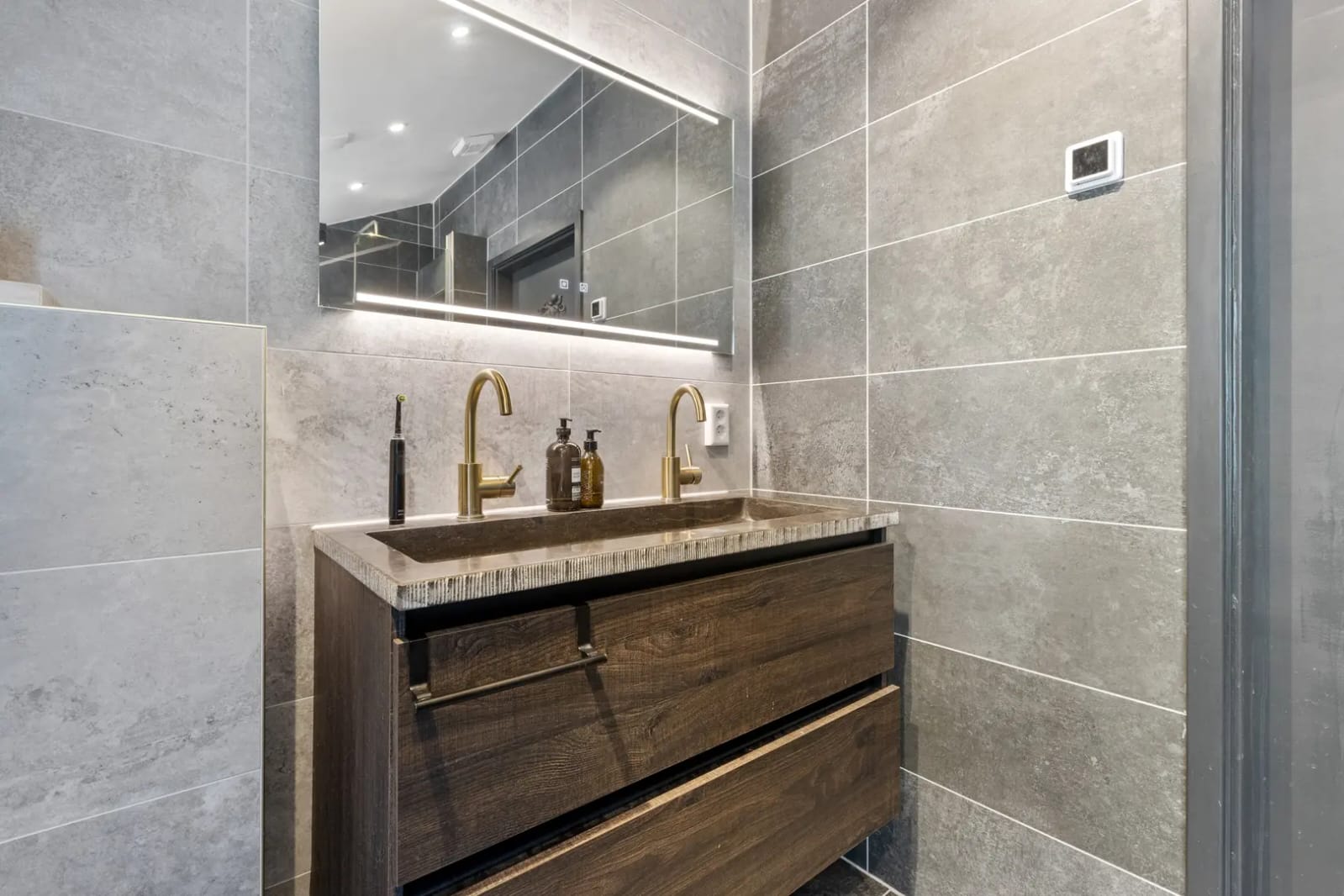 Foto 18 van Kleefkruid 74