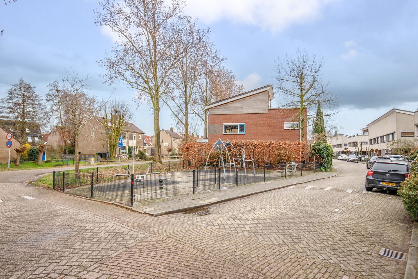 Foto 35 van Elzenstraat 11
