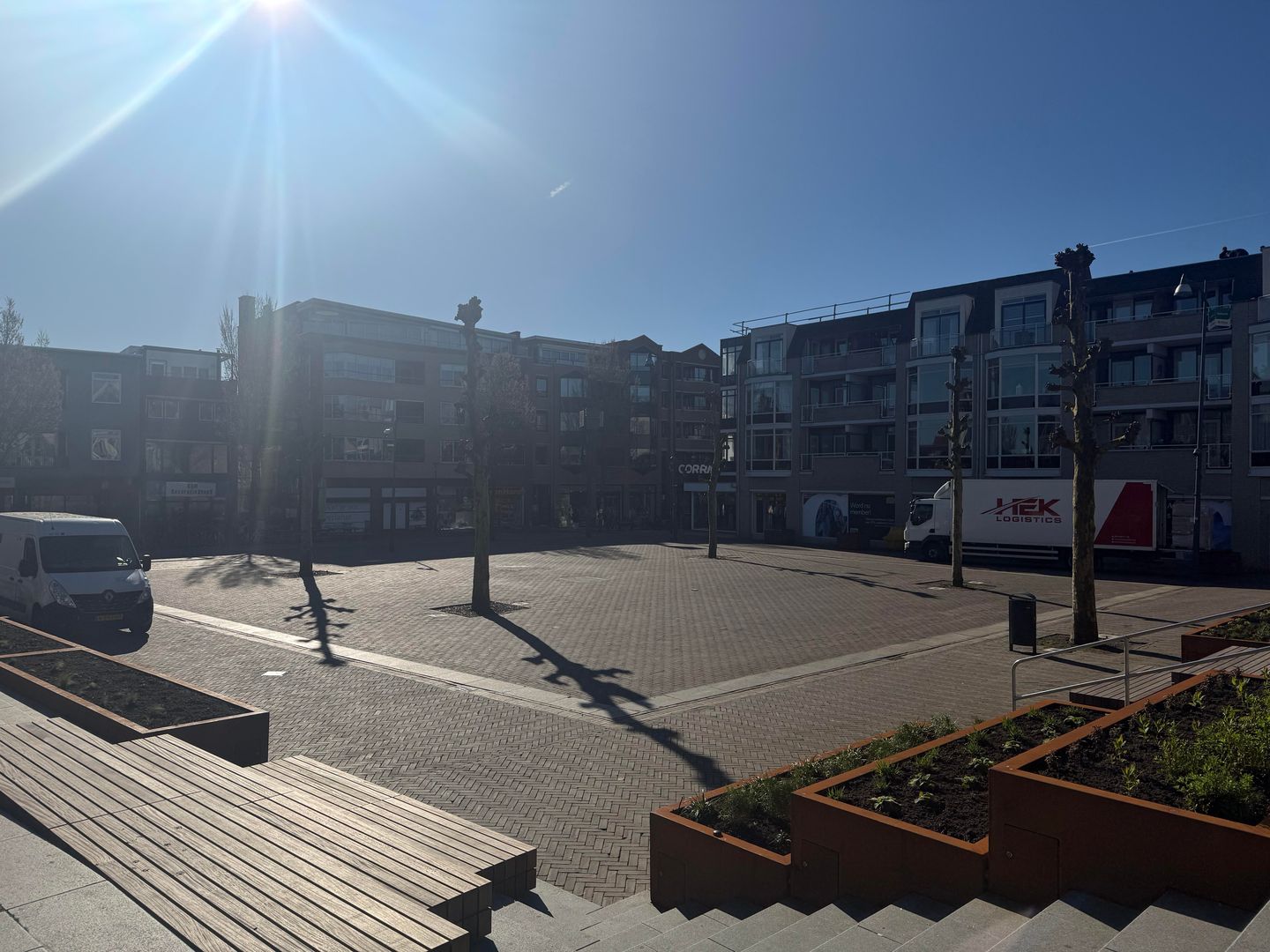 Bekijk foto 4 van Markt 6