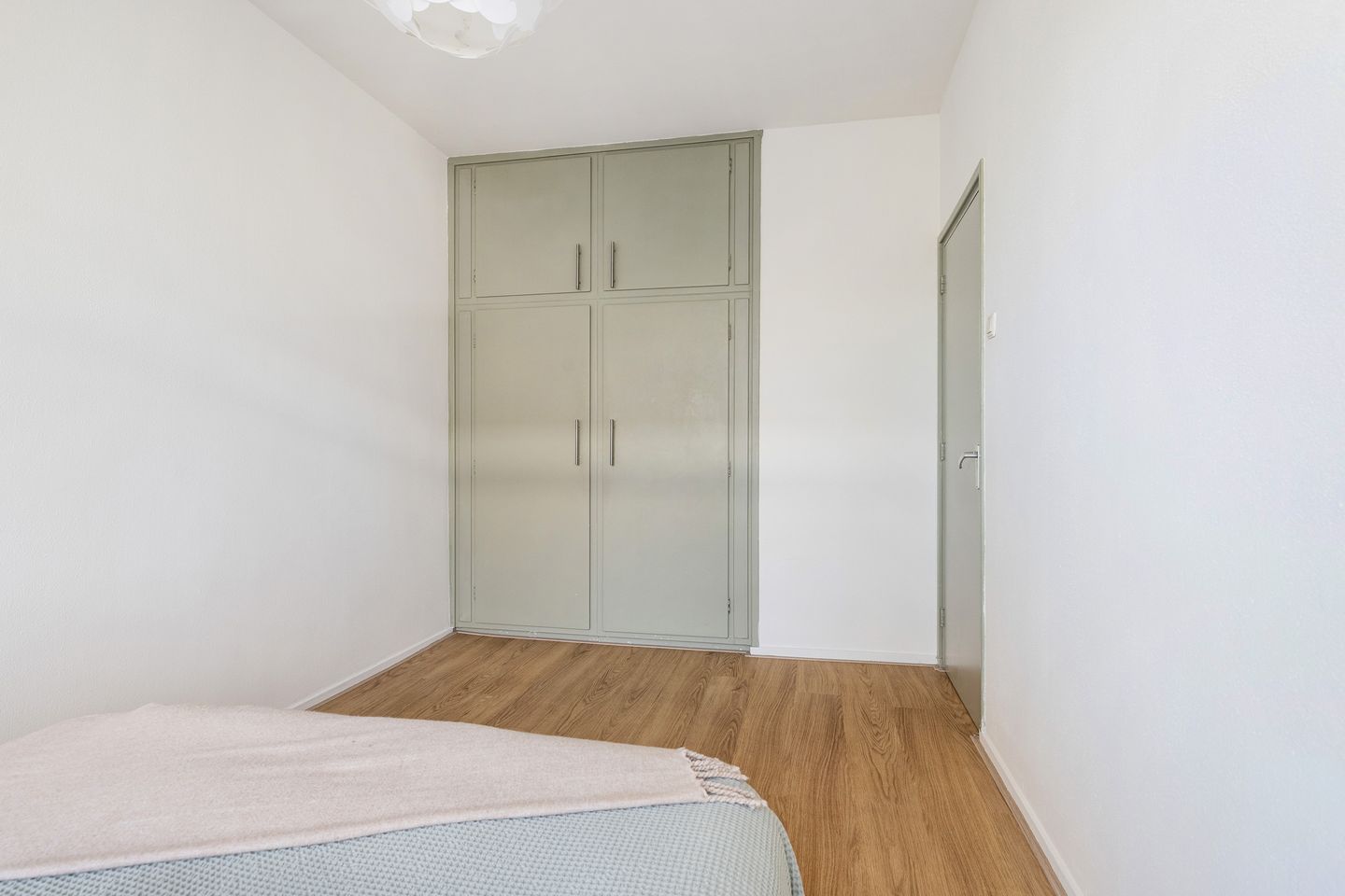Spacious 3-room corner apartment in green Schiebroek — 19