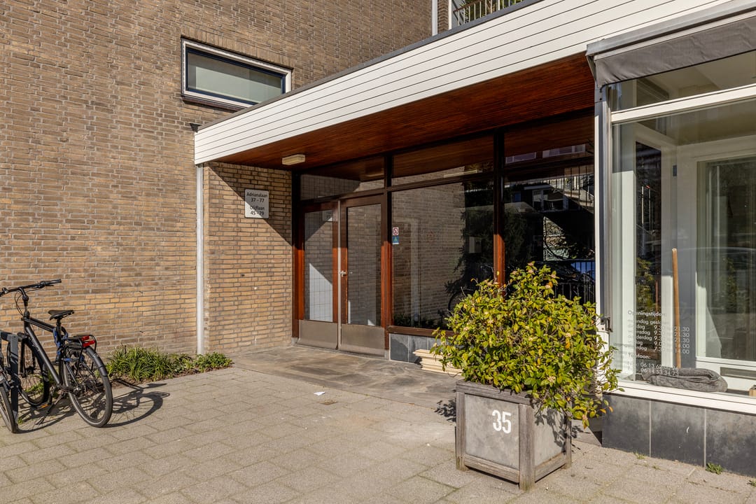 Spacious 3-room corner apartment in green Schiebroek — 28