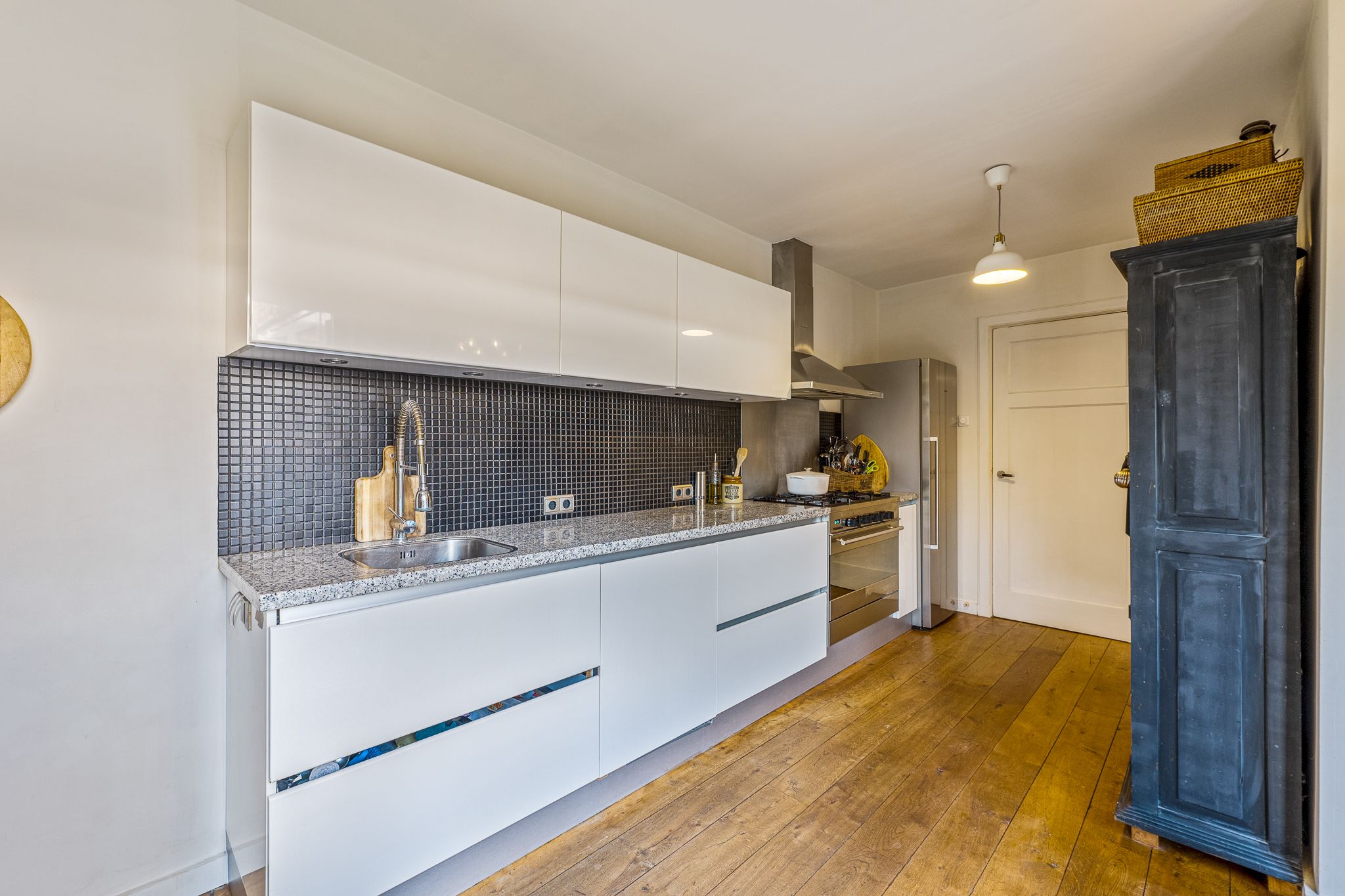 Foto 9 van De Ruyterstraat 56