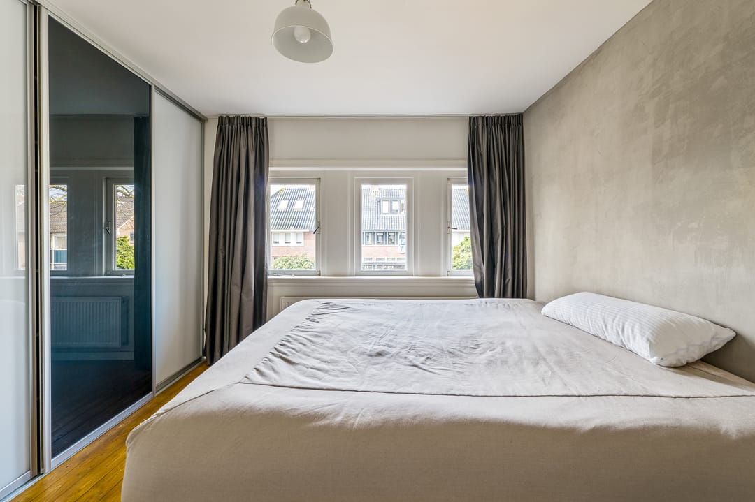 Foto 23 van De Ruyterstraat 56