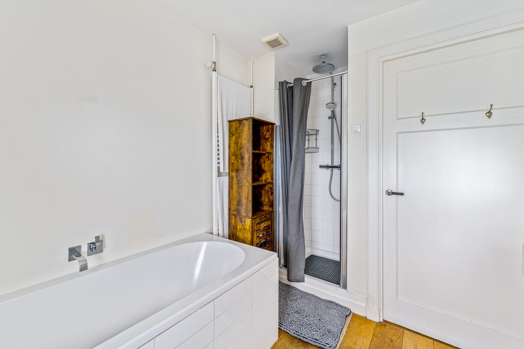 Foto 28 van De Ruyterstraat 56