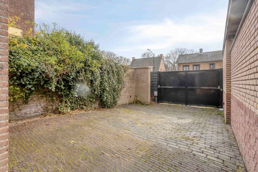 Photo 22 of O.-L.-Vrouwestraat 37