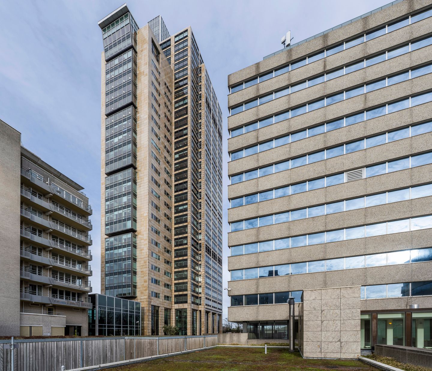 Bekijk foto 1 van Amstelplein 6