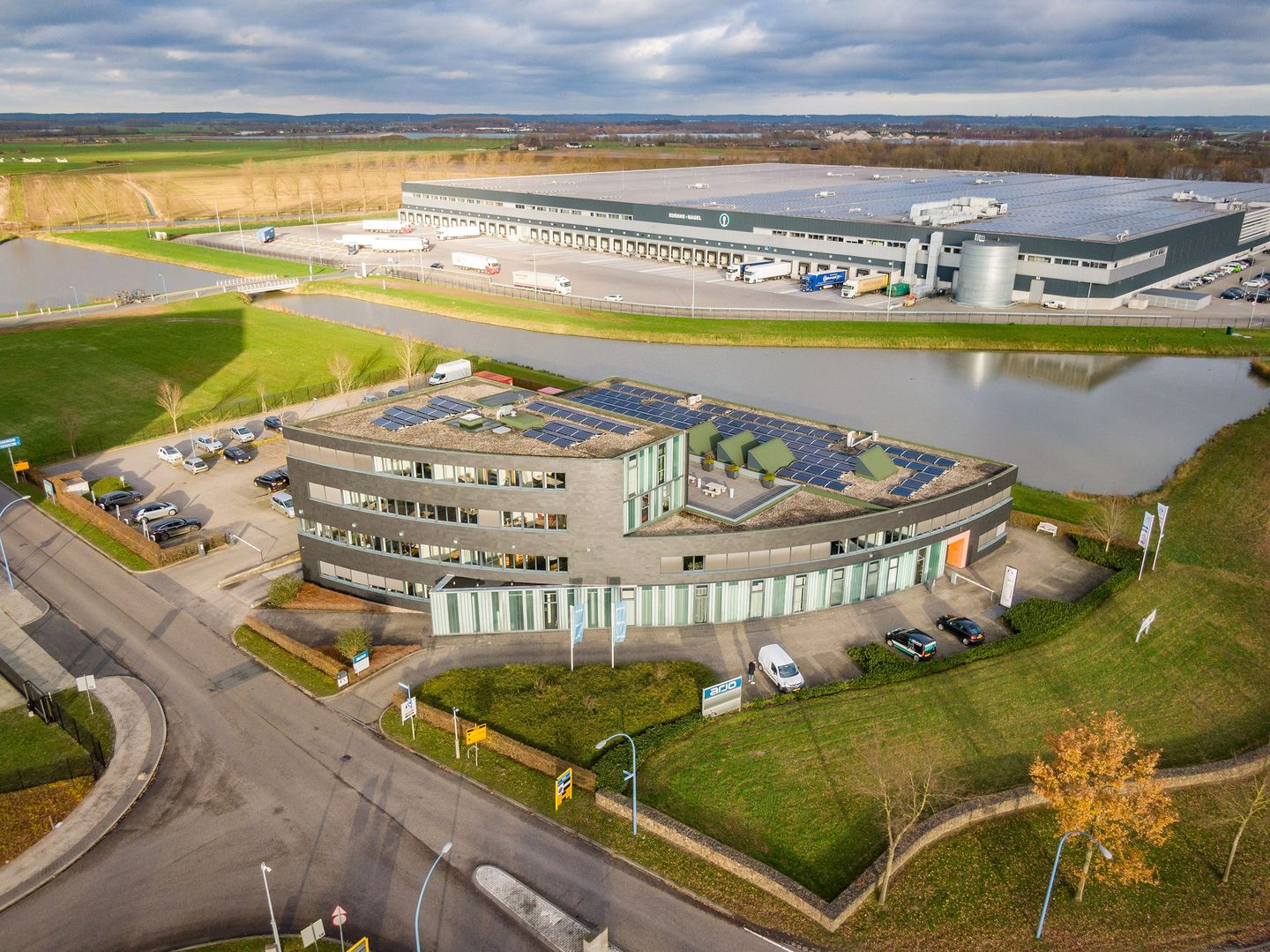 Bekijk foto 4 van Biezenwei 21