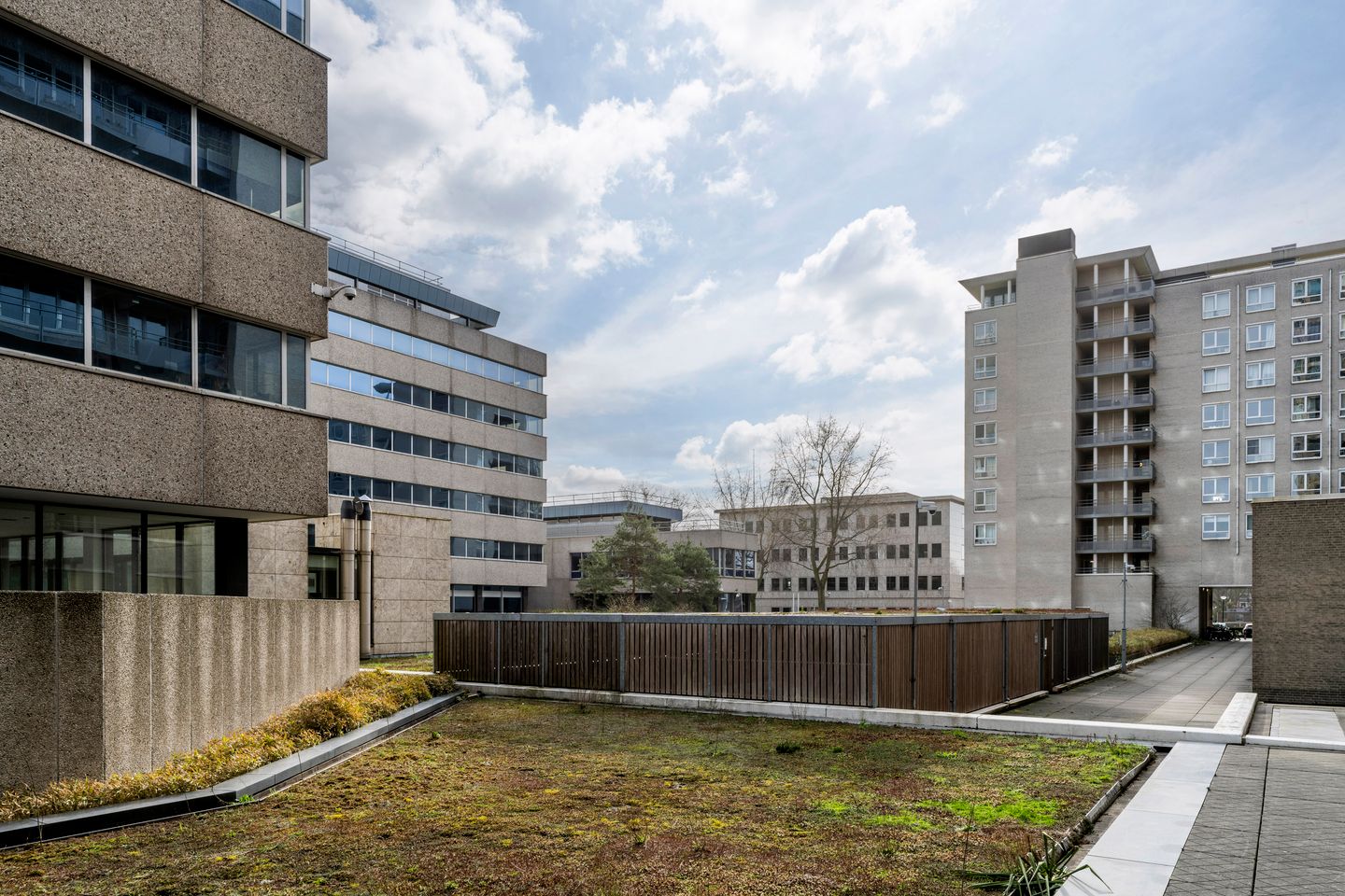 Bekijk foto 2 van Amstelplein 6