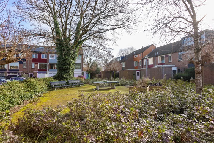 Photo 3 of Bloemhof 12