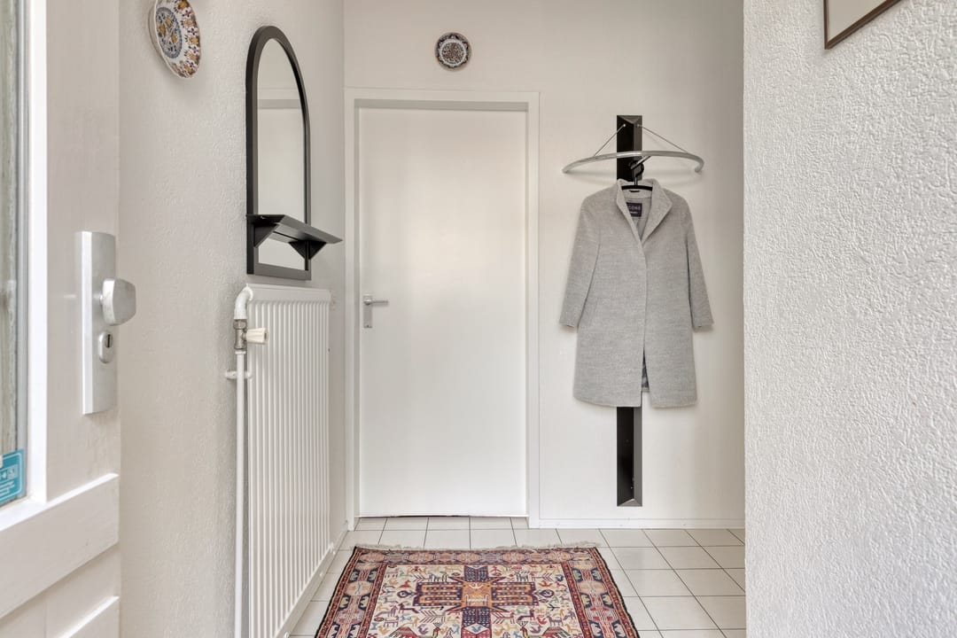 Photo 7 of de Vorster 8