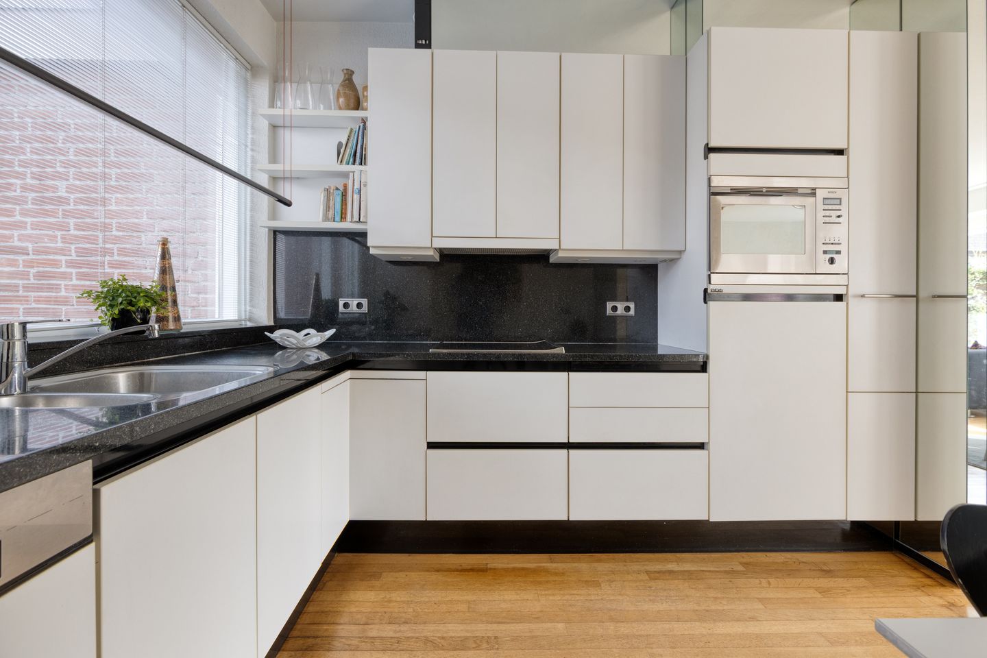 Photo 19 of de Vorster 8