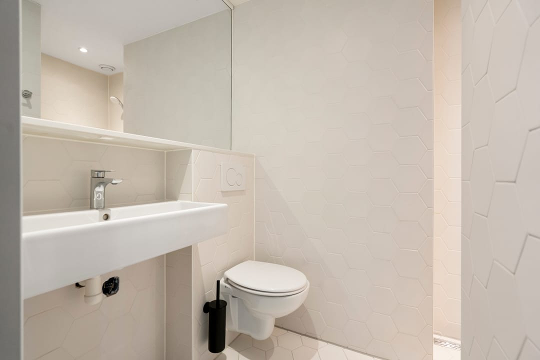 Light and Stylish Apartment in Sarphatiparkbuurt — 22