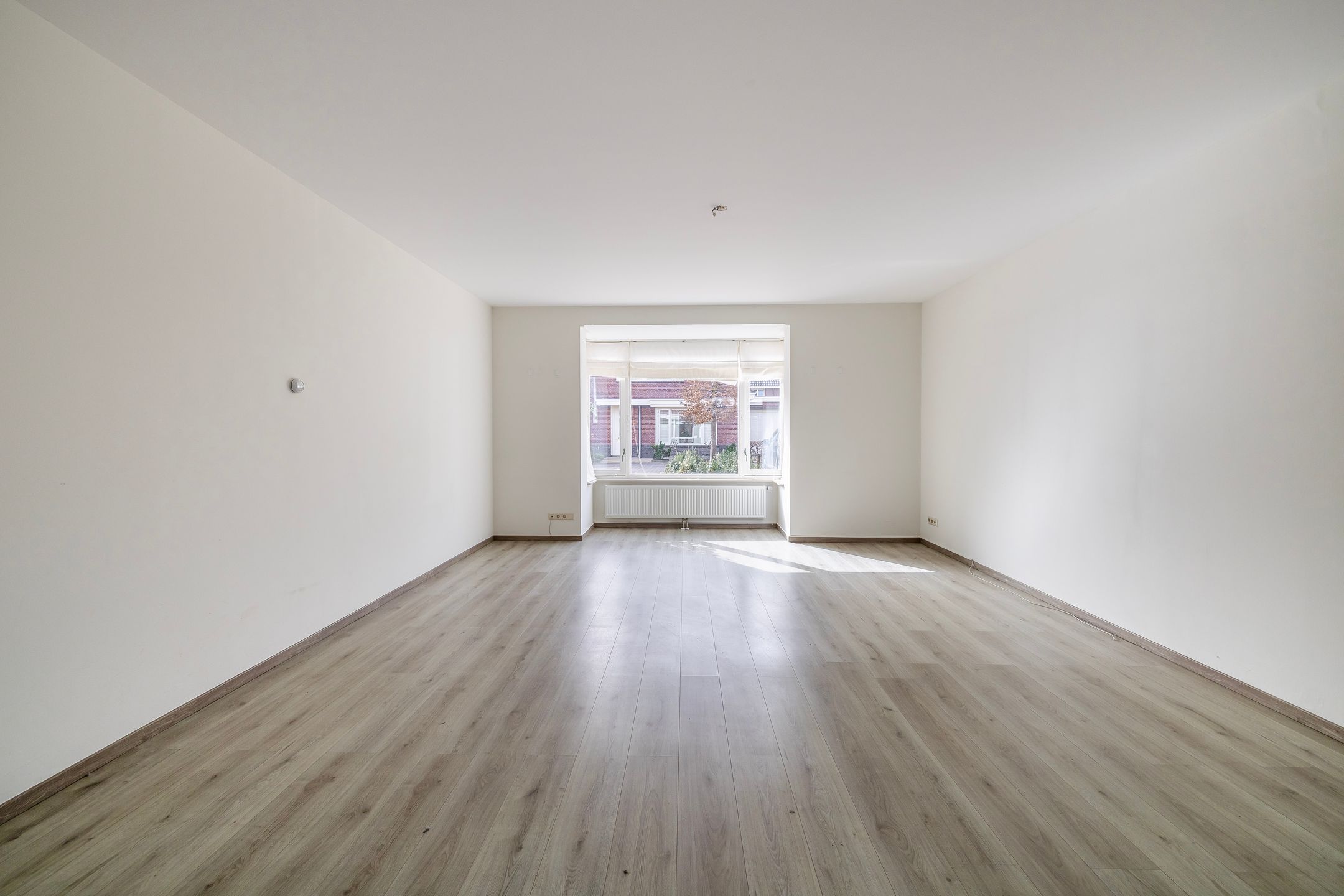 Foto 12 van Agneshove 12