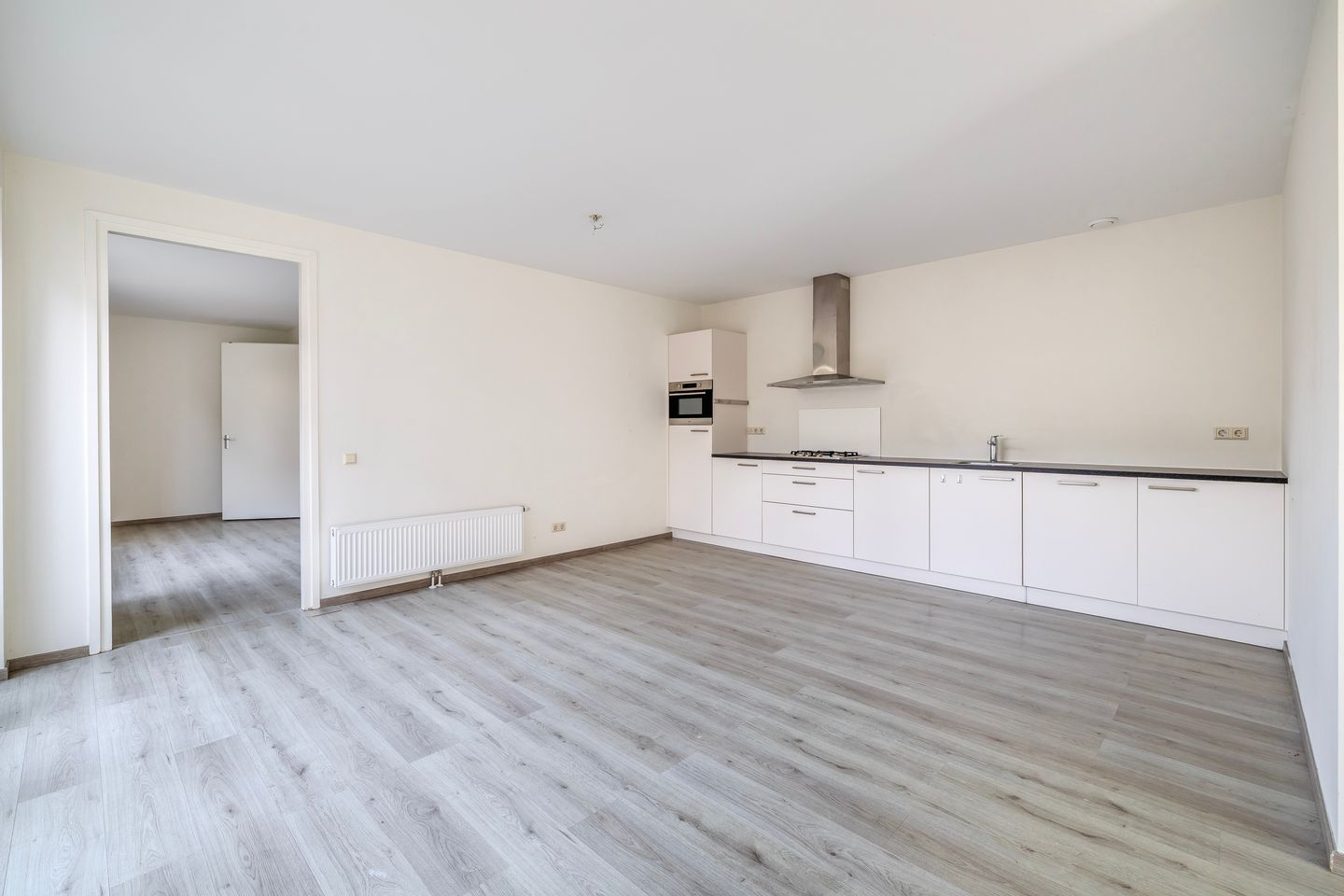 Foto 14 van Agneshove 12