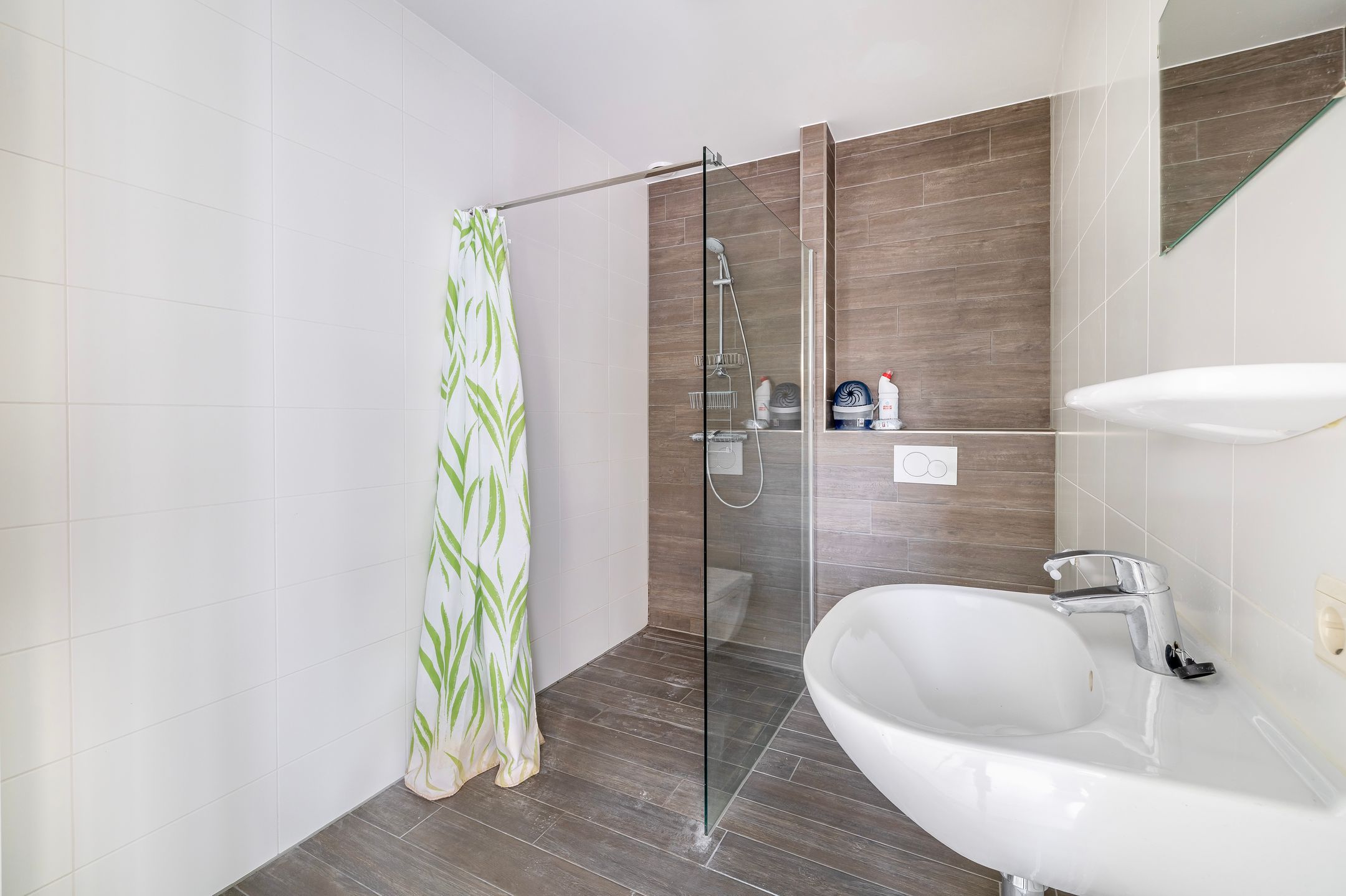 Foto 21 van Agneshove 12