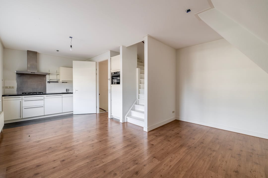 Foto 32 van Agneshove 12