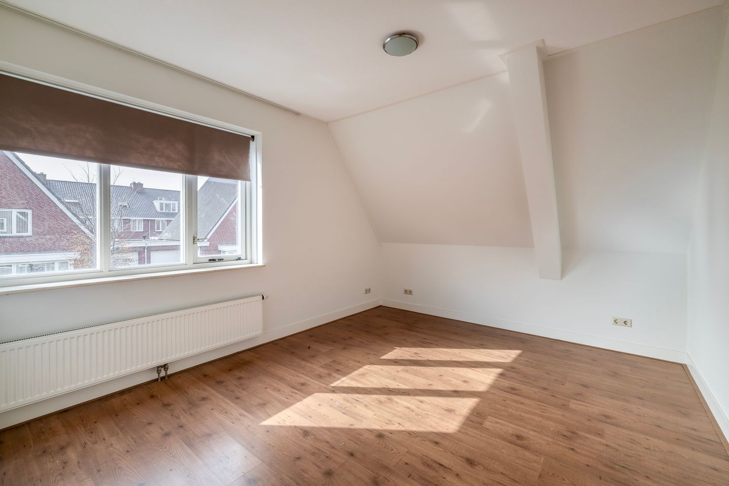 Foto 35 van Agneshove 12