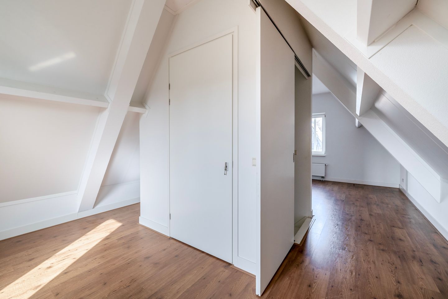 Foto 40 van Agneshove 12