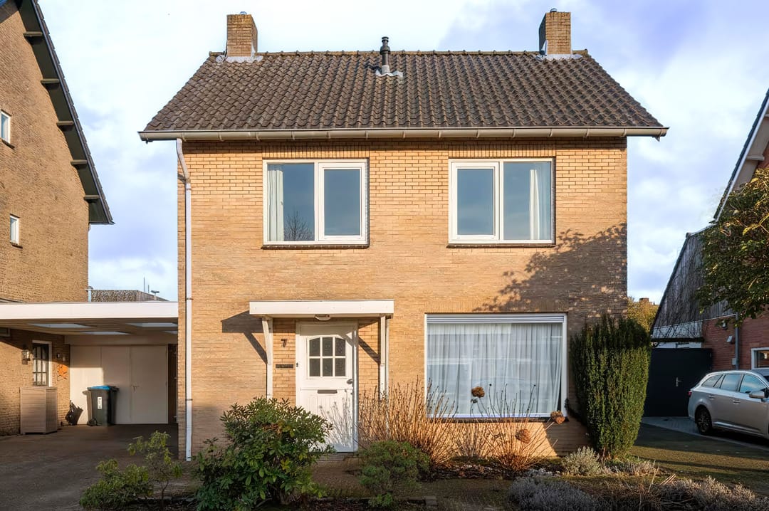 Photo 1 of Pastoor van Dunstraat 7
