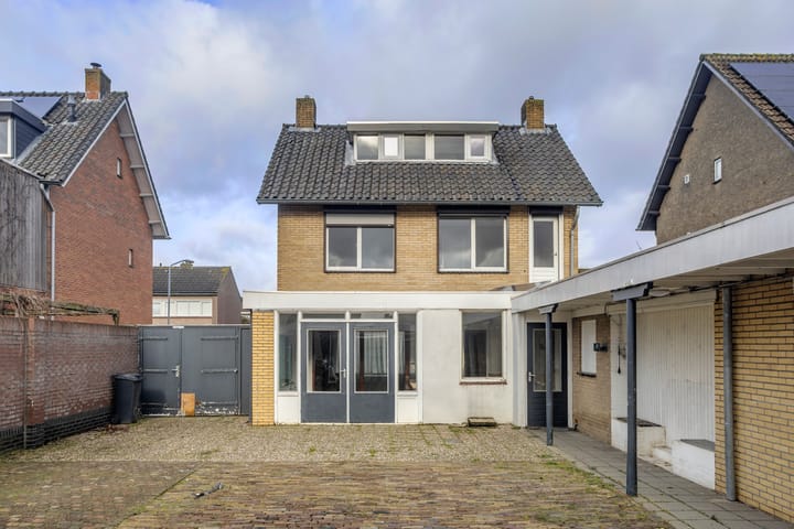 Photo 4 of Pastoor van Dunstraat 7