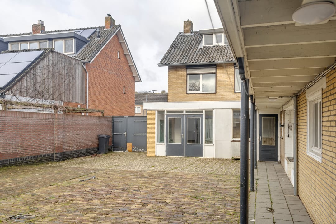 Photo 38 of Pastoor van Dunstraat 7