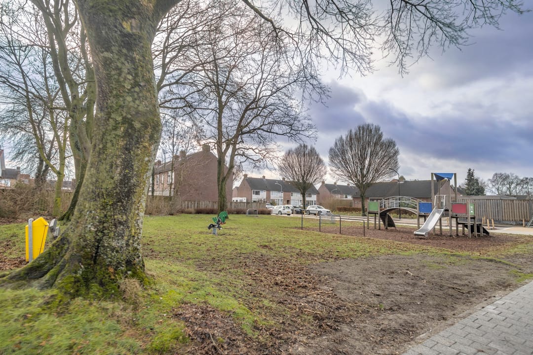 Photo 43 of Pastoor van Dunstraat 7