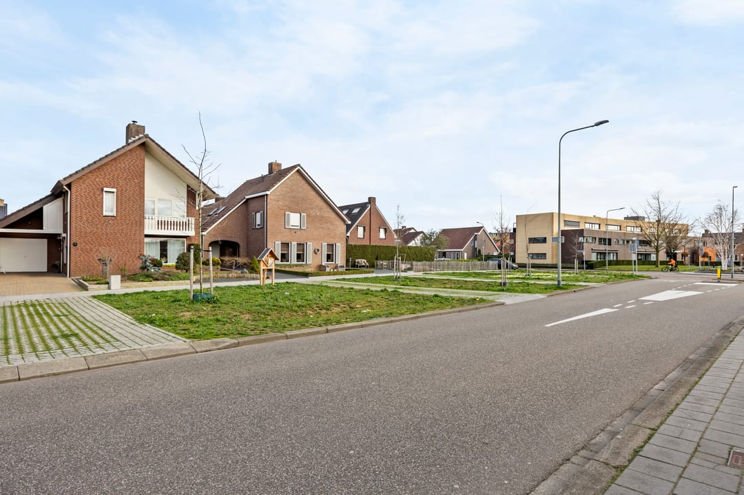 Foto 8 van Olmstraat 4