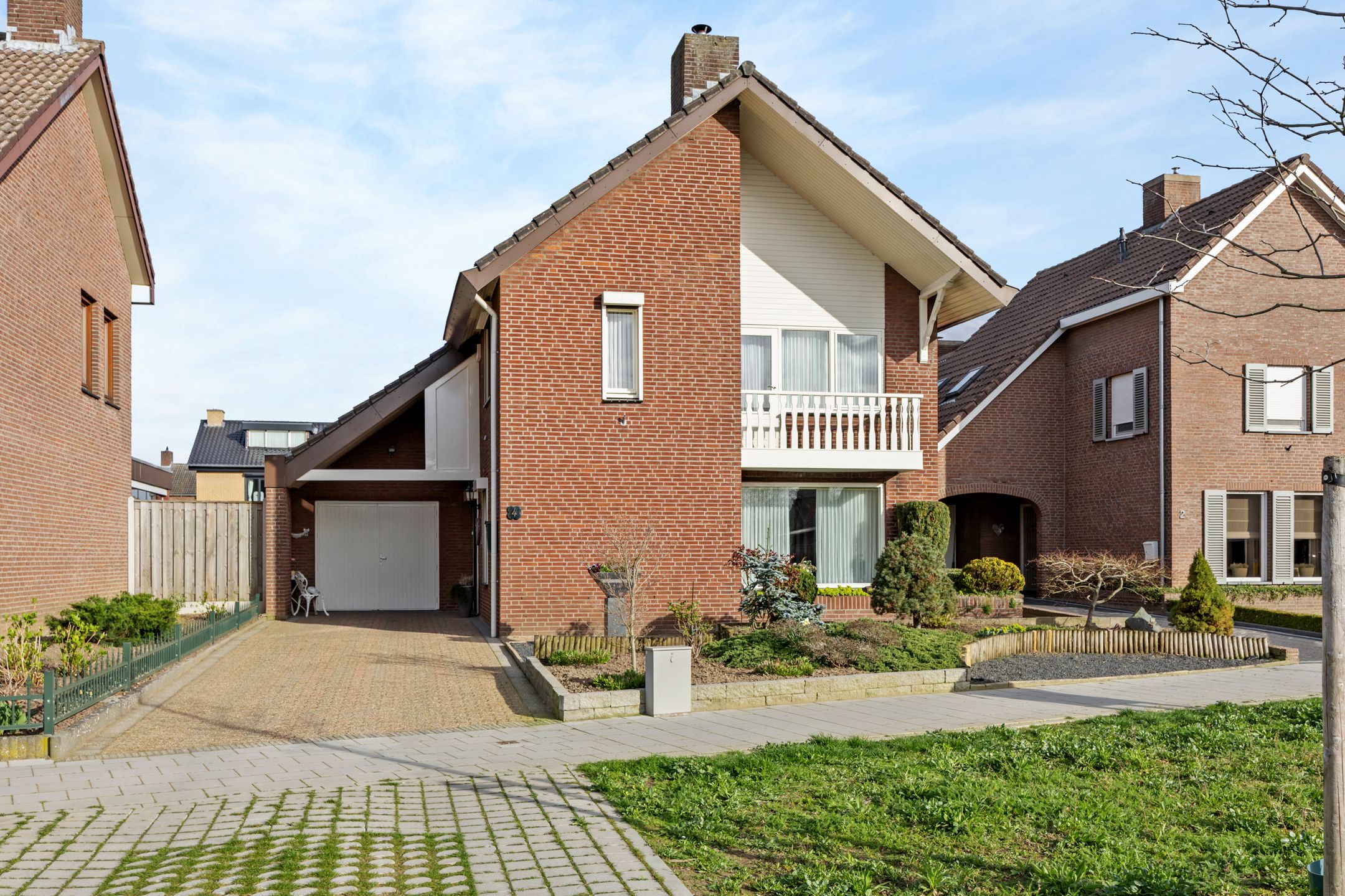 Foto 9 van Olmstraat 4