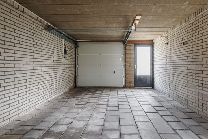 Photo 4 of Doolhof 18