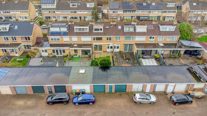 Photo 3 of Pieter de Hooghstraat 34