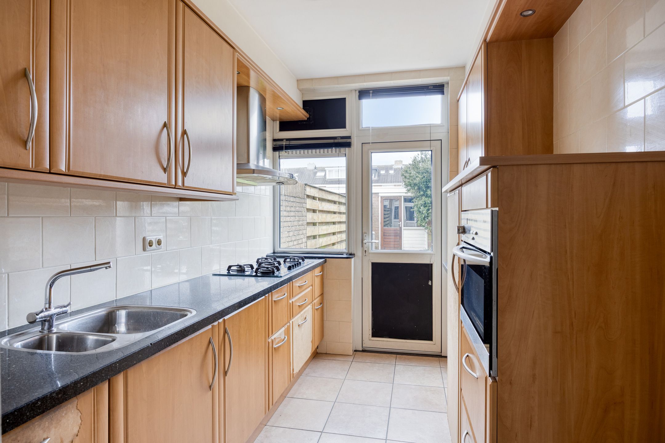 Photo 9 of Pieter de Hooghstraat 34