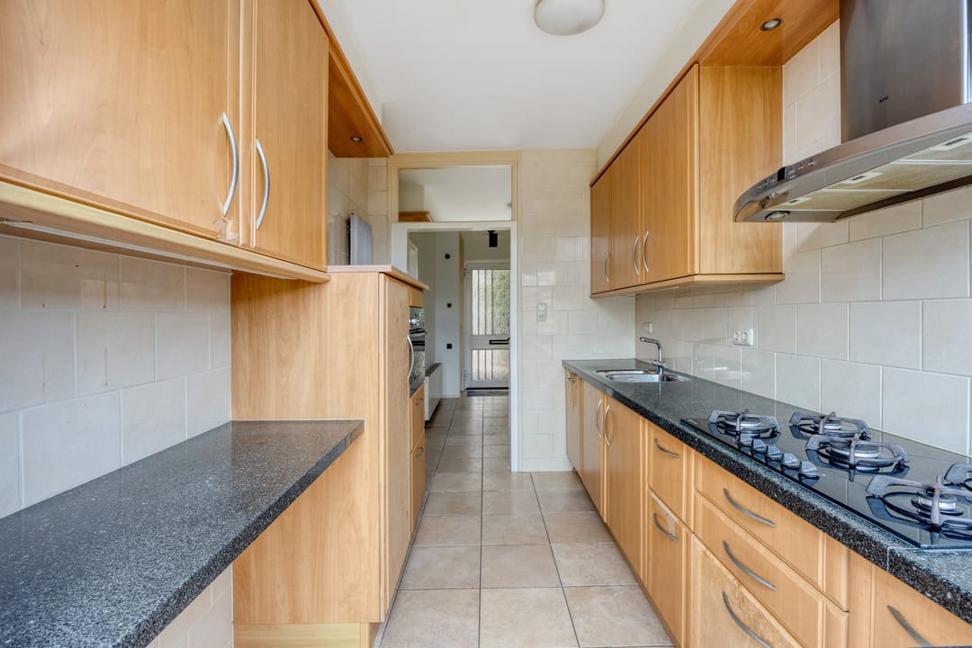 Photo 11 of Pieter de Hooghstraat 34