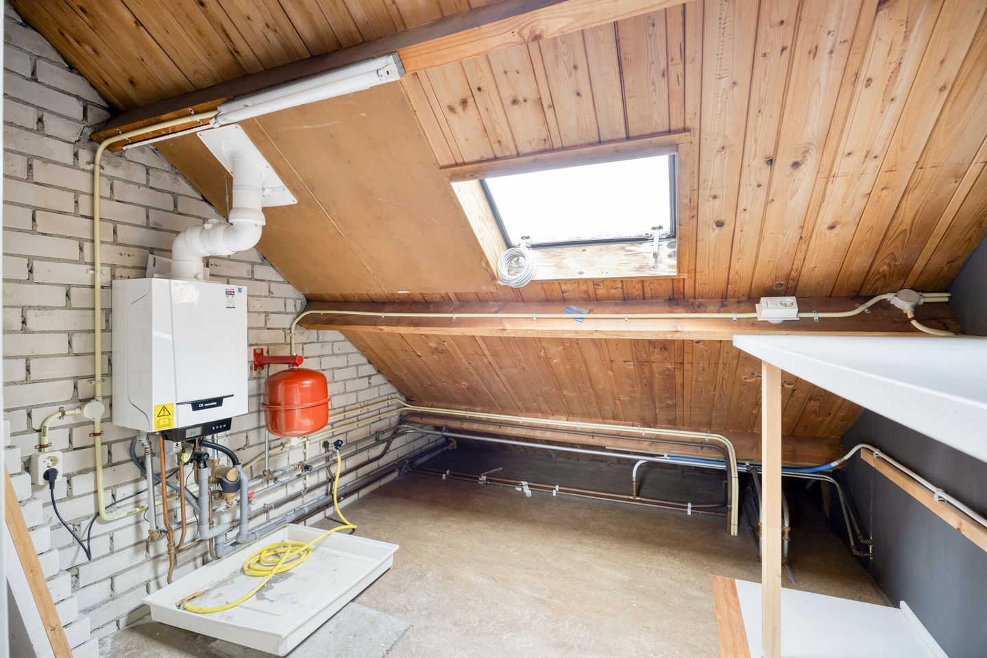 Photo 19 of Pieter de Hooghstraat 34