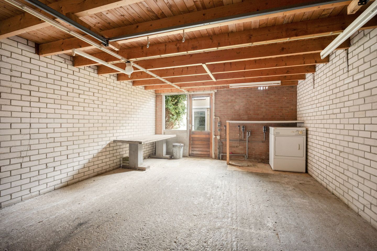 Photo 25 of Pieter de Hooghstraat 34