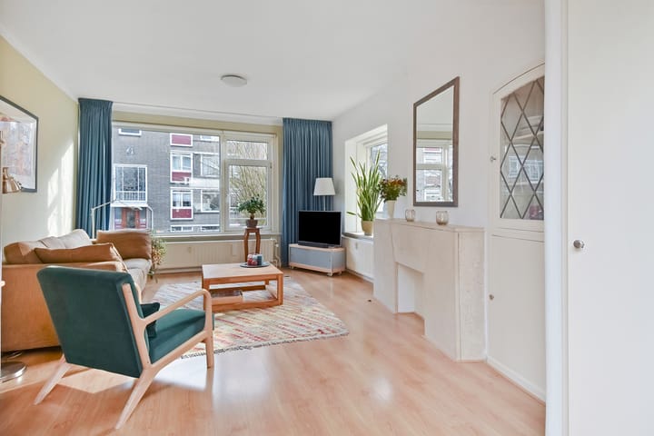 Foto 2 van Paulinastraat 75