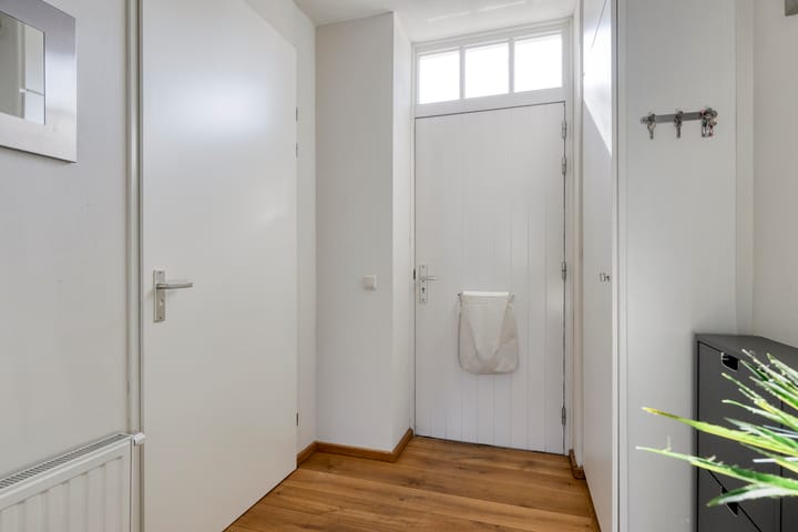 Photo 4 of Spoorstraat 4