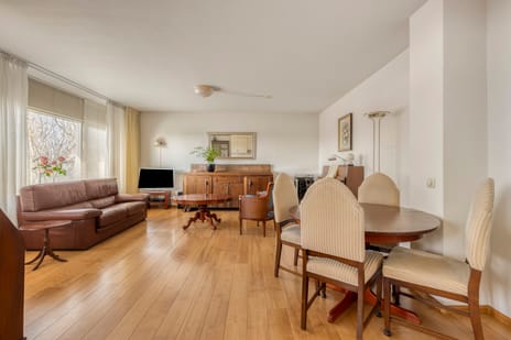 Etna 42 tertiary image